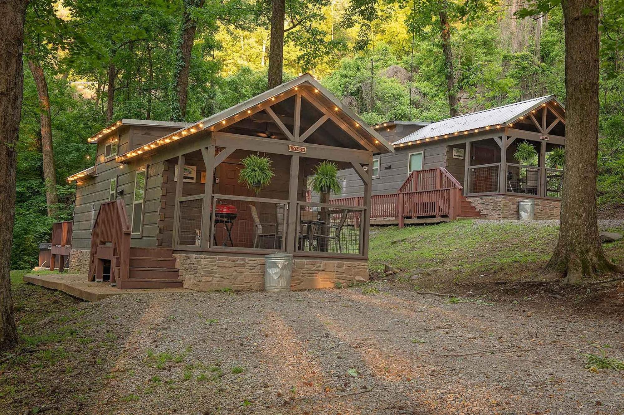 Tiny Cabin Village Private Hot Tub Lynda Cabin 查塔努加 外观 照片