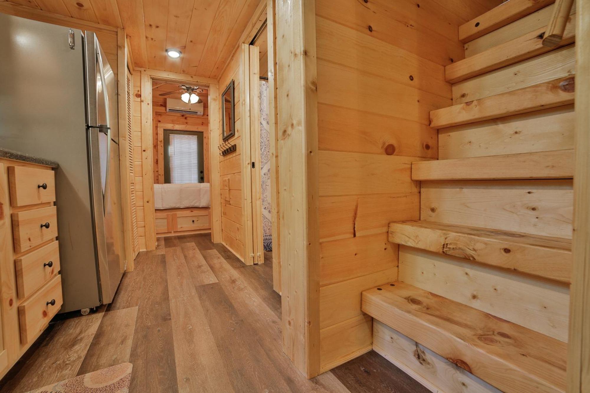 Tiny Cabin Village Private Hot Tub Lynda Cabin 查塔努加 外观 照片