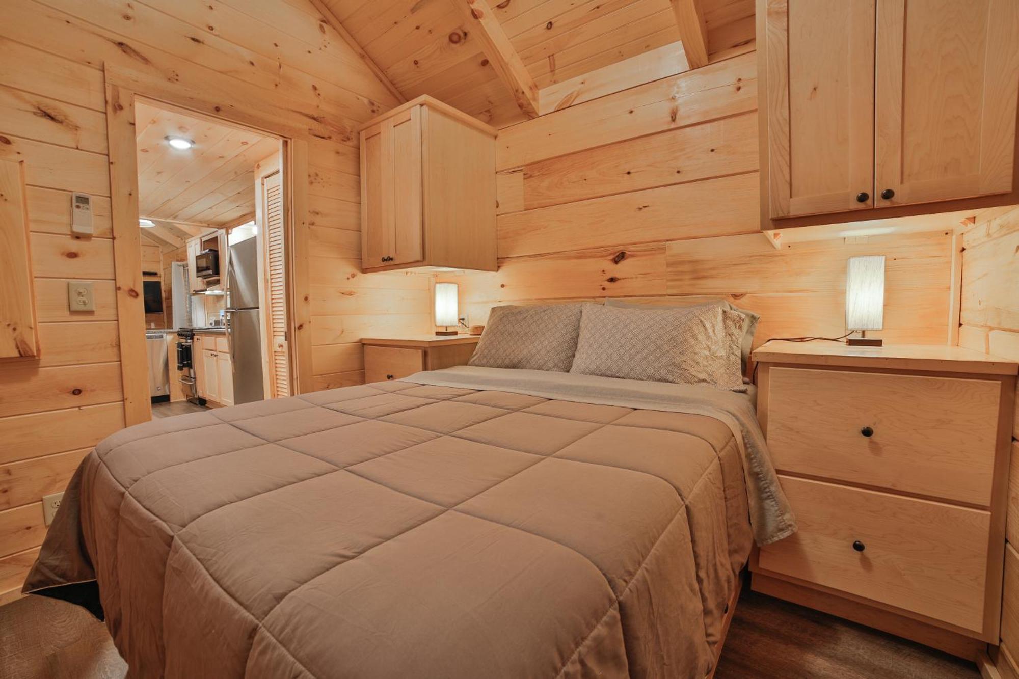 Tiny Cabin Village Private Hot Tub Lynda Cabin 查塔努加 外观 照片